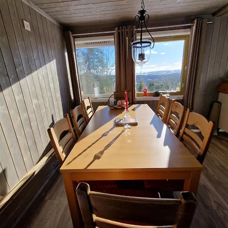 Hébergement de vacances Captivating 6-bed In Lismarka