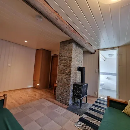 Hébergement de vacances Captivating 6-bed In Lismarka *